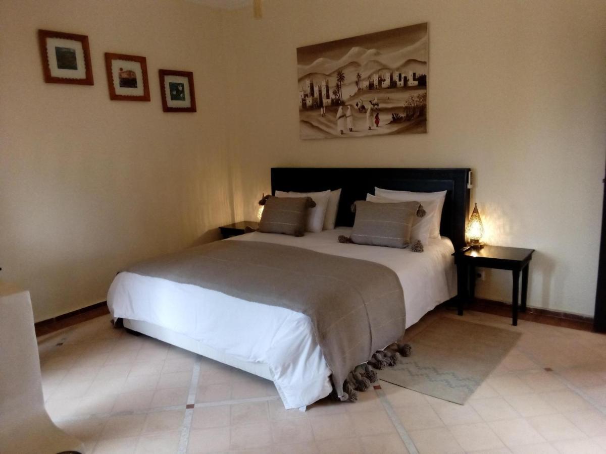Le Petit Chateau Des Anges Ouled Bouzid エクステリア 写真